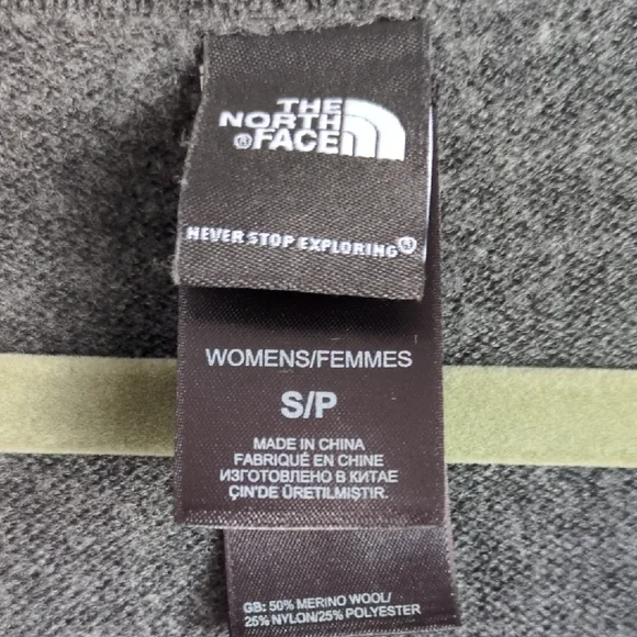 The North Face Merino Wool Blend Dark Gray Women's V-Neck Cardigan - Picture 2 of 6